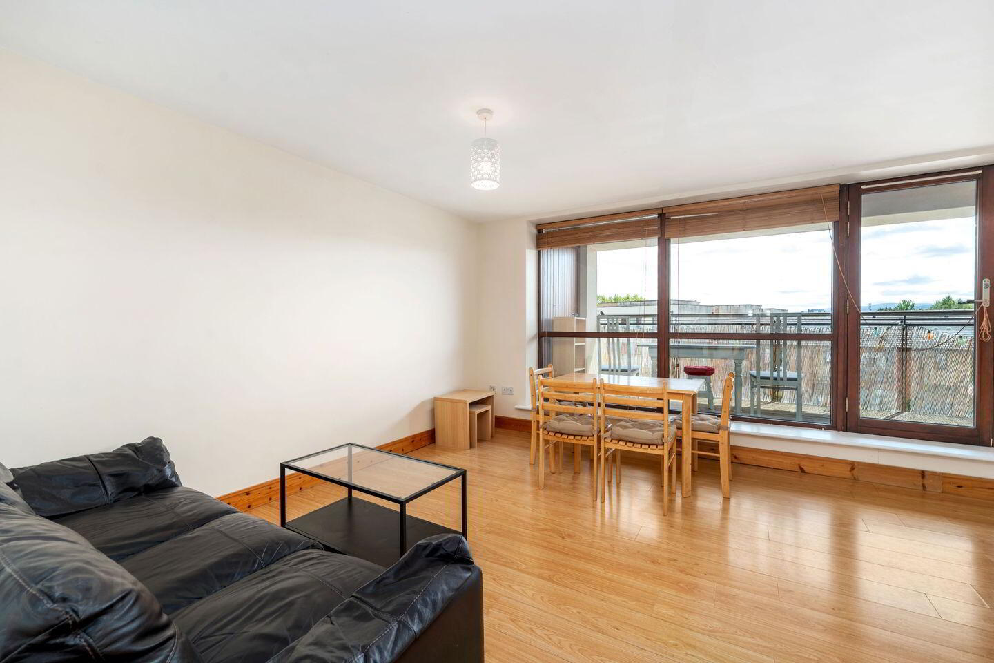 115 Castlegate Way 2 of 5