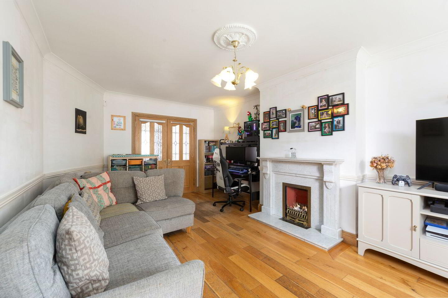 1 Colthurst Mews 3 of 4