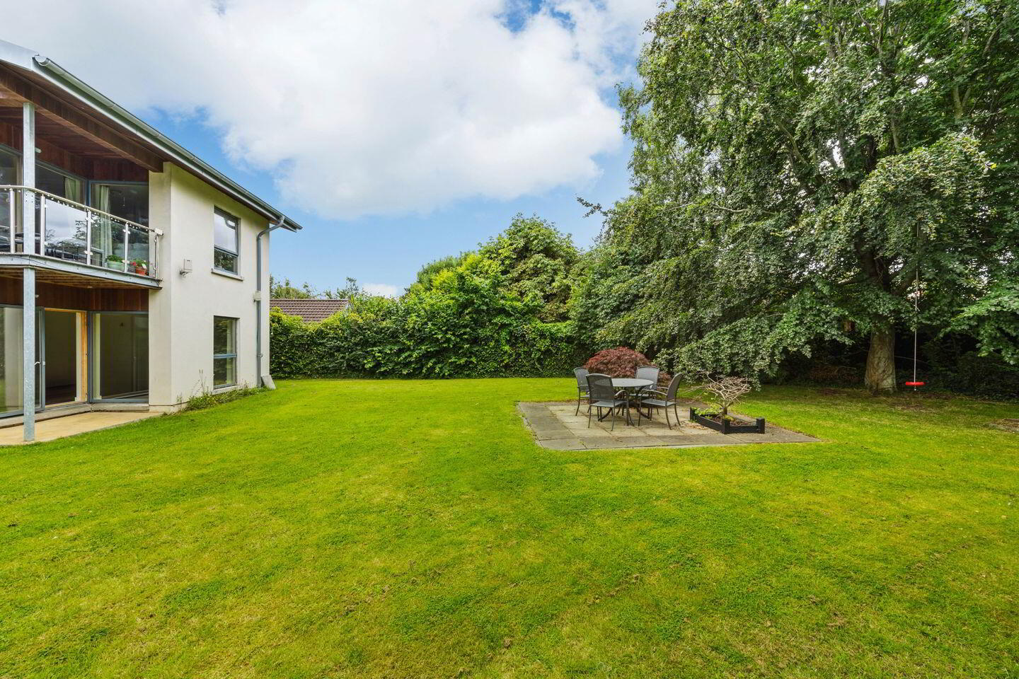 2 Ivy Court 2 of 5