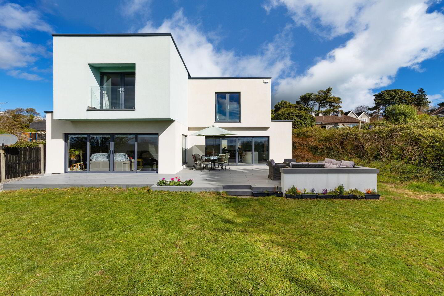 2A Seamount Road 2 of 6