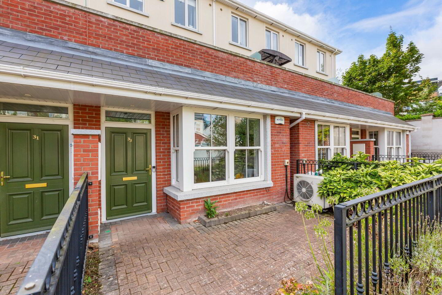 33 Stillorgan Gate 2 of 5