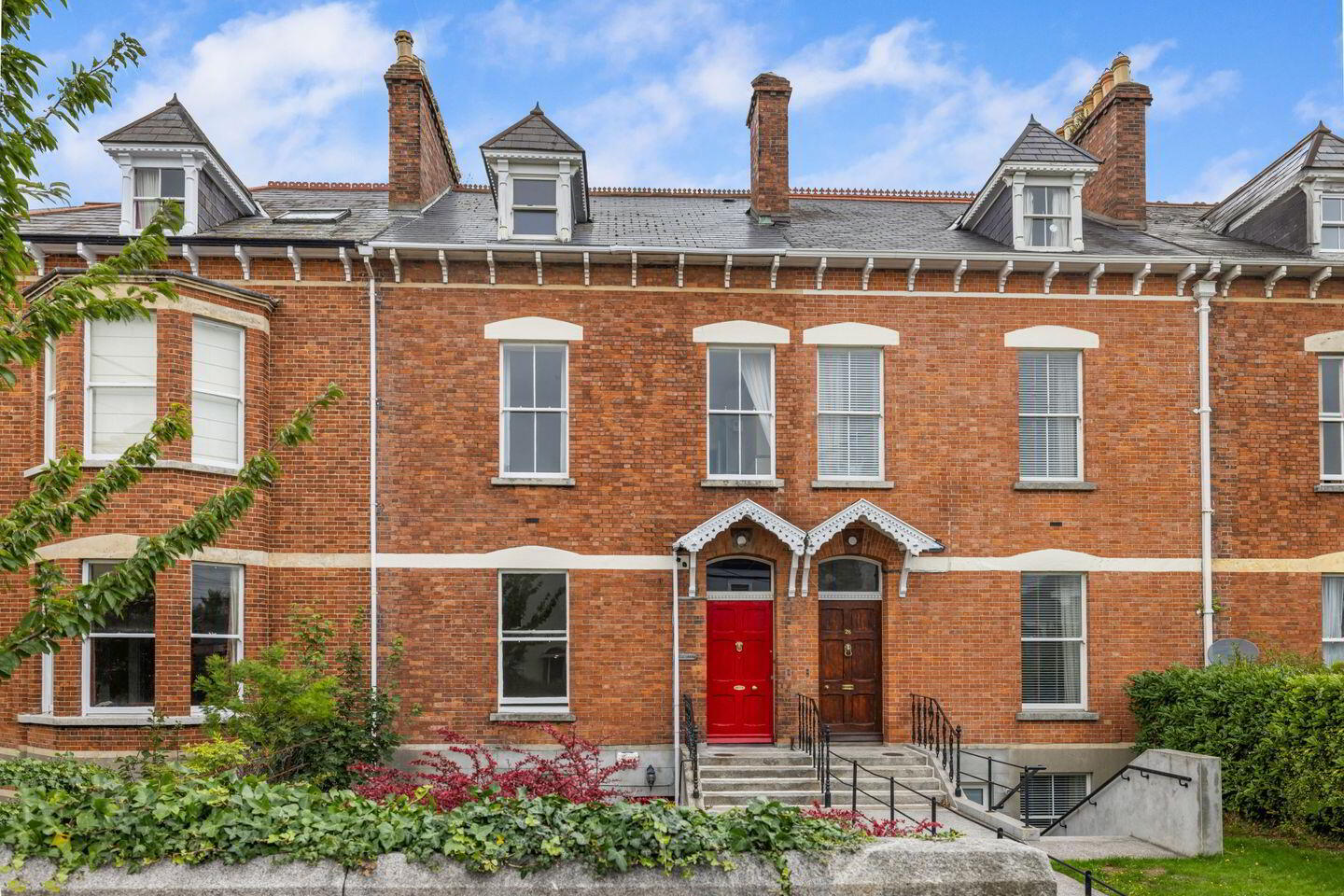 27 Cambridge Terrace 1 of 4