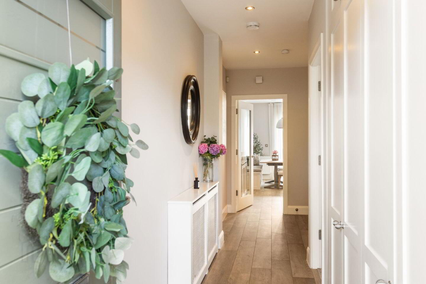 52 Roseland Avenue 3 of 5