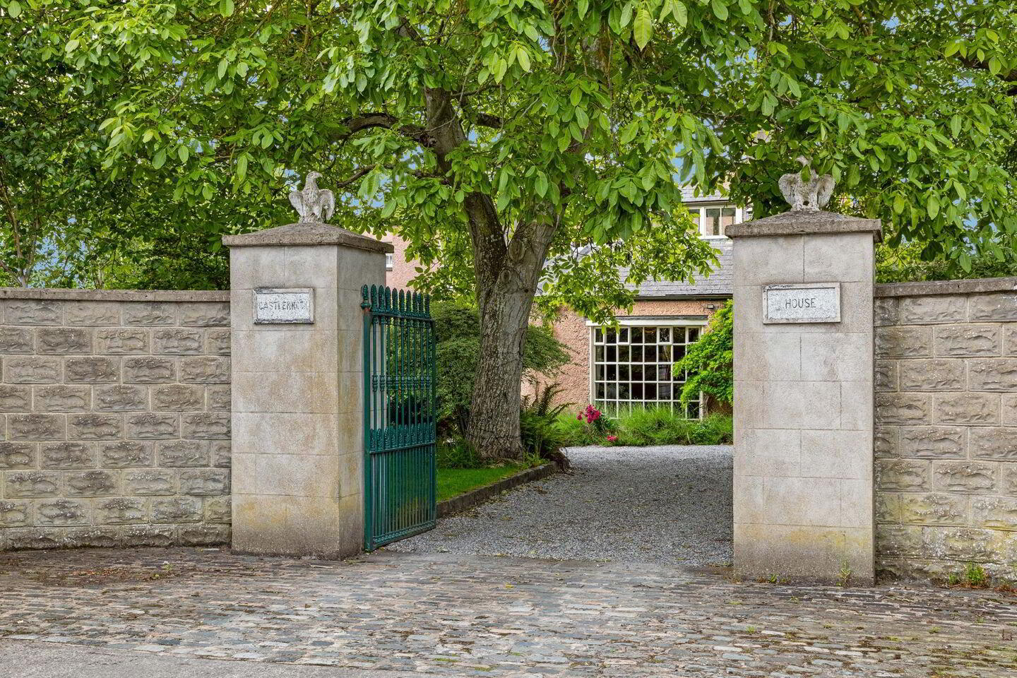 Castleknock House, Castleknock Lodge 2 of 5