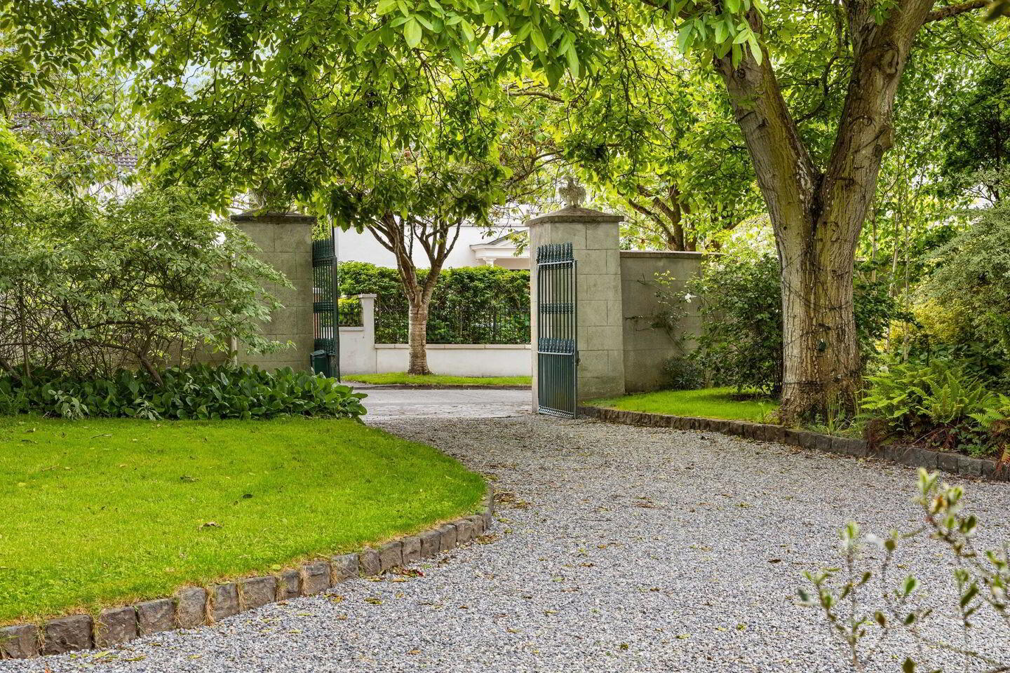 Castleknock House, Castleknock Lodge 3 of 5
