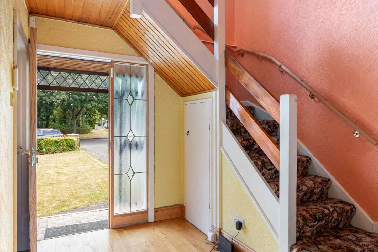 52 Glenville Avenue 2 of 5