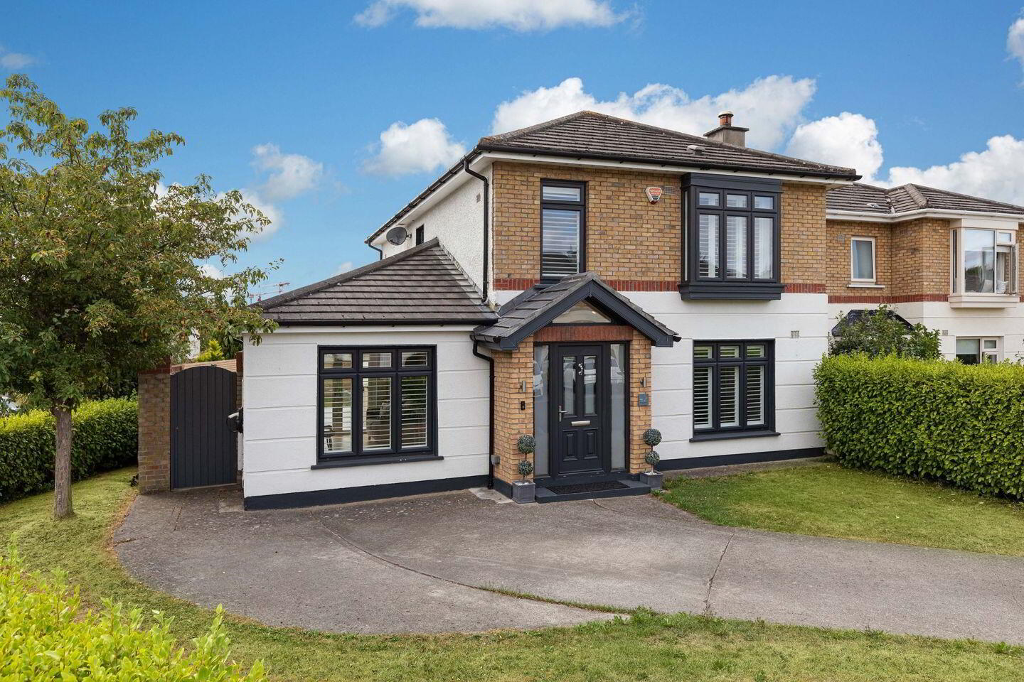 42 Riverwood Court 1 of 4