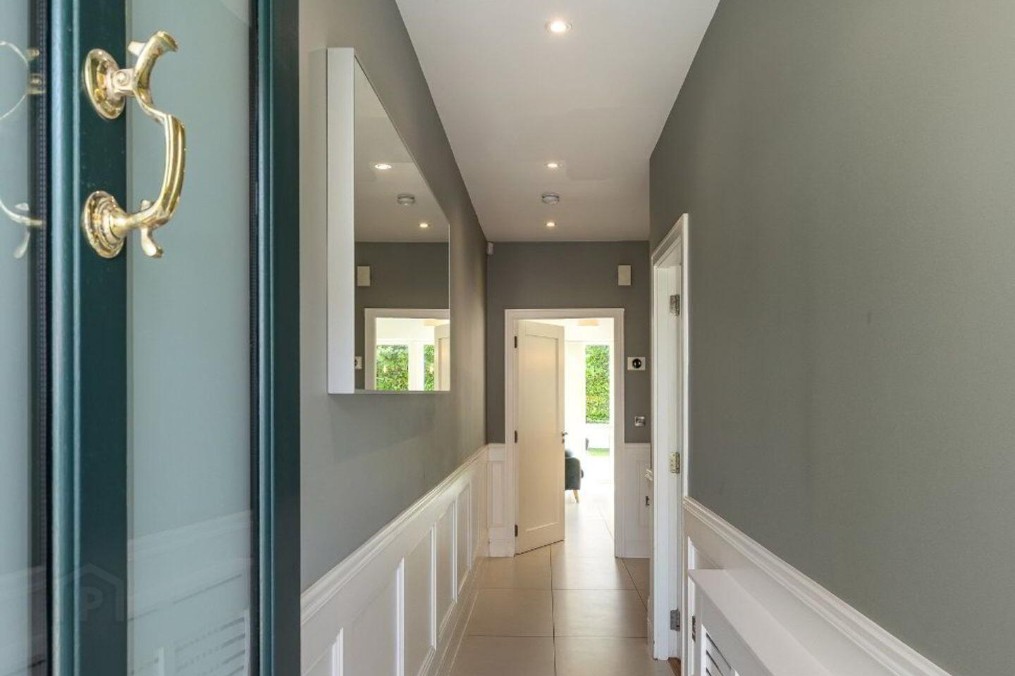 49 Diswellstown Manor 2 of 3