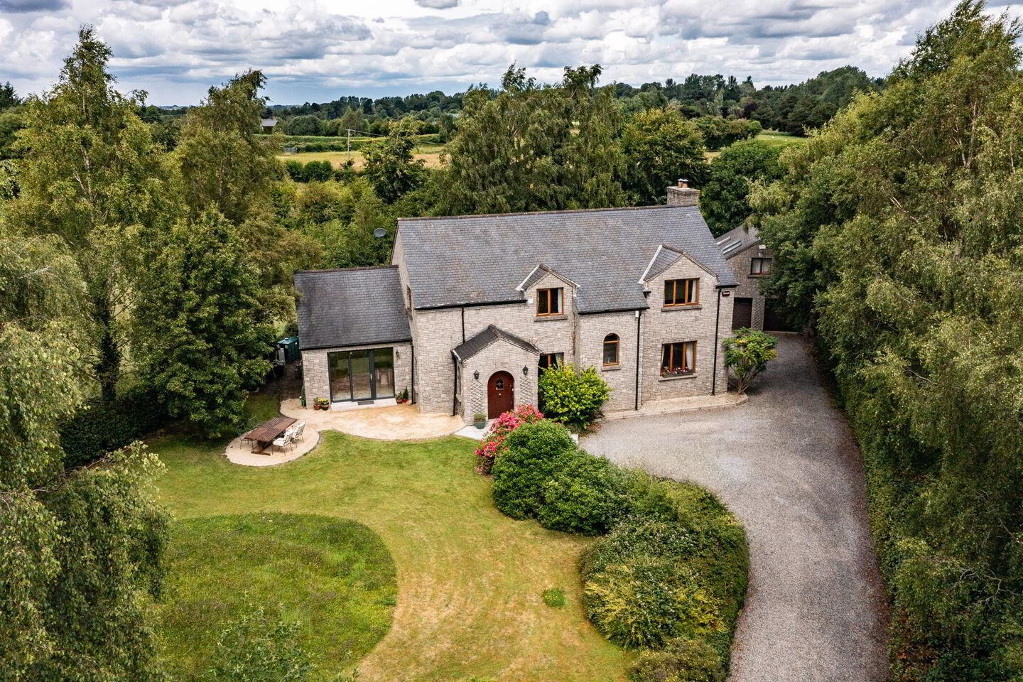 Bodenstown Lodge 1 of 6