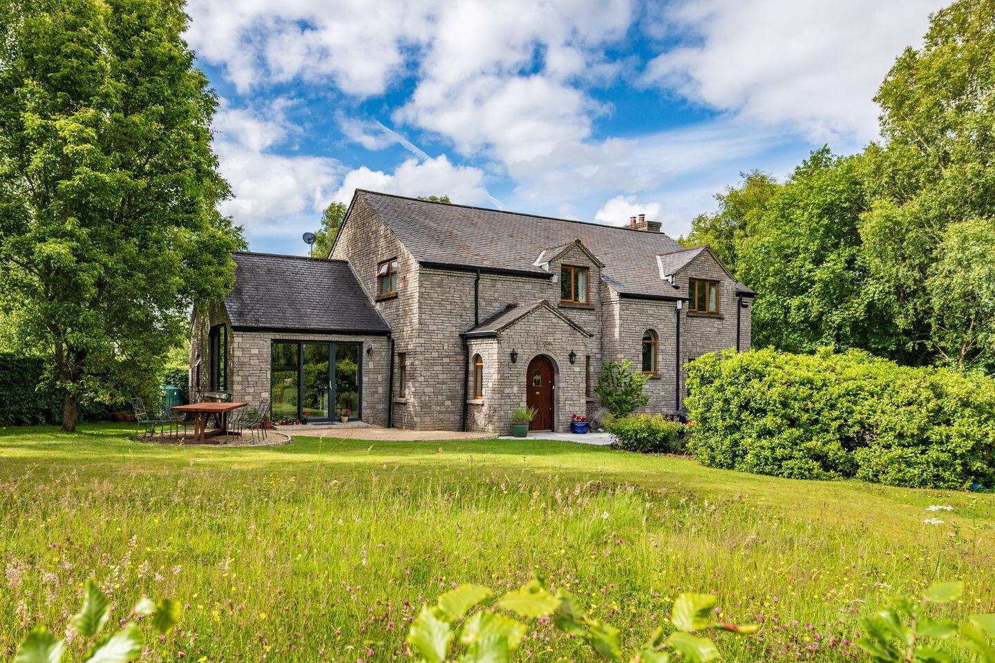 Bodenstown Lodge 2 of 6