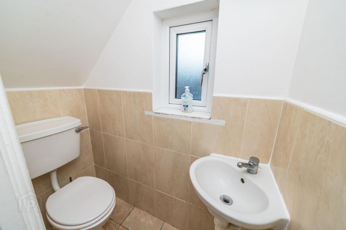 31 Caragh Green 4 of 5