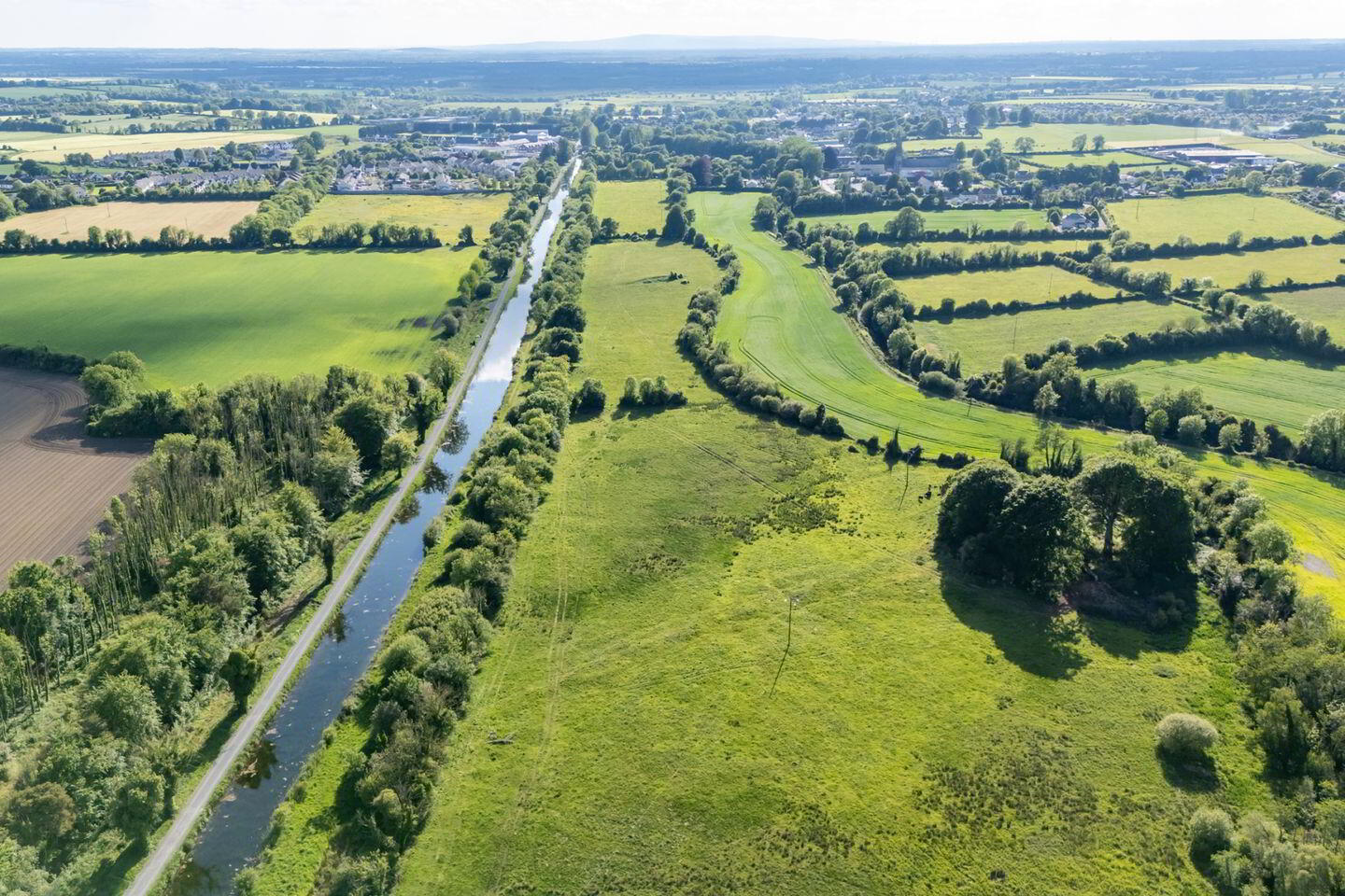 42.406 Acres, 17.16 Hectares 3 of 4