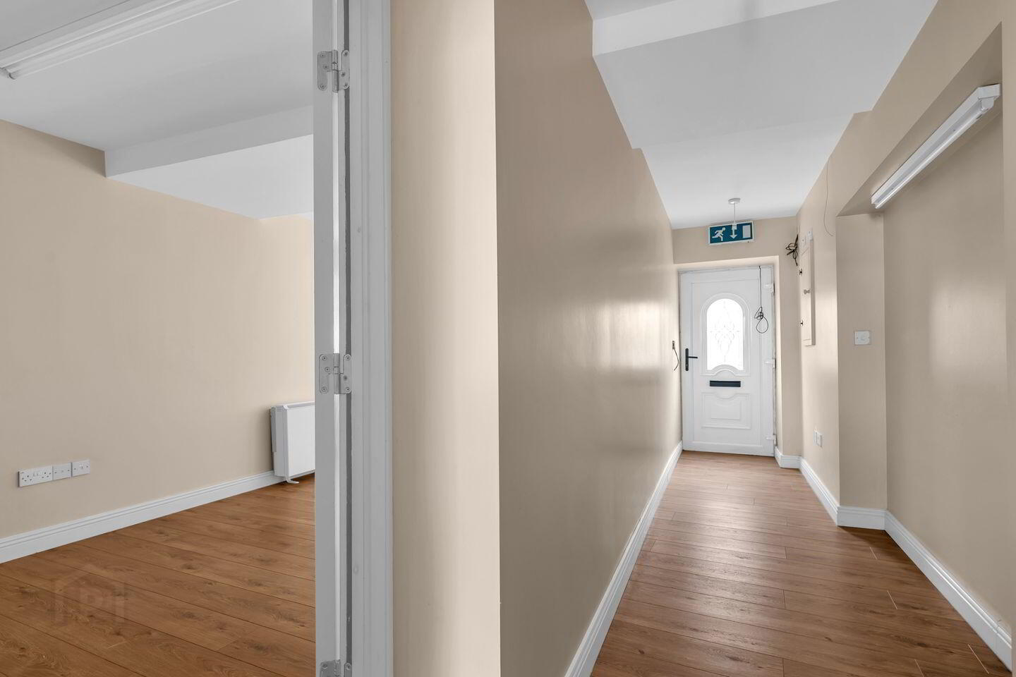 2 No. Units & Mews Building 4 of 4