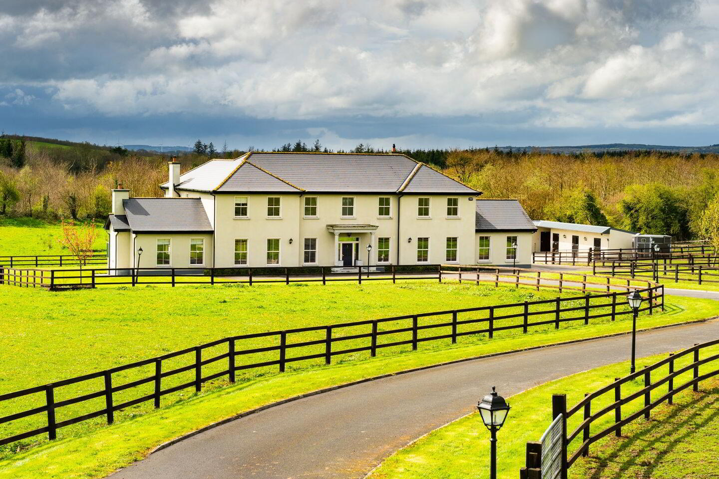 Gort Na Pise 2 of 8