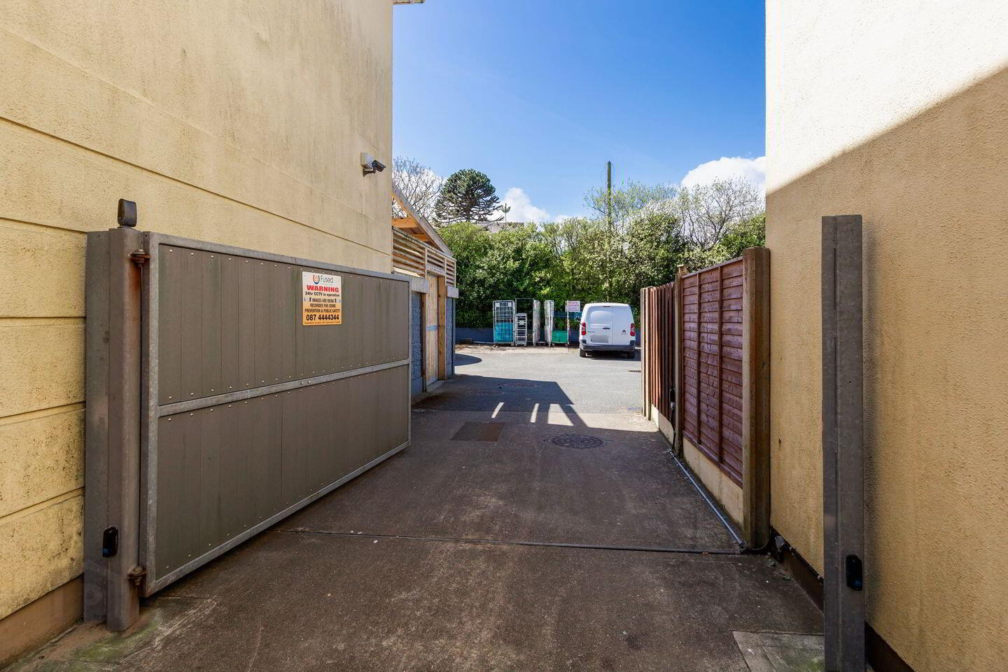 5 Strand Avenue 13 of 13