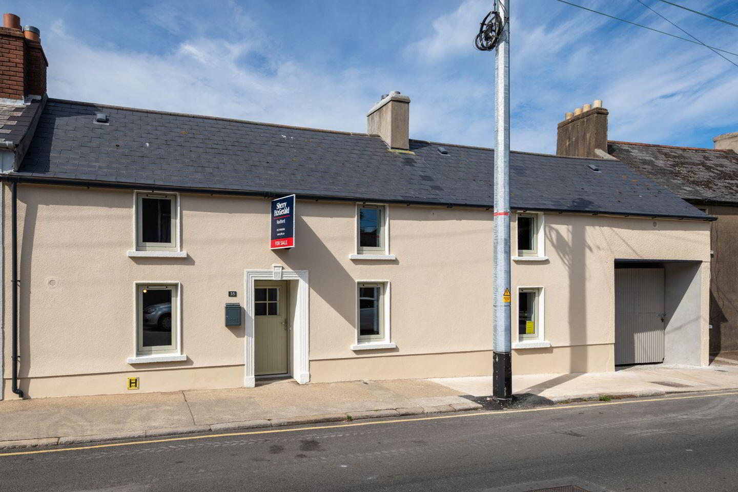 35 Upper John Street 1 of 4
