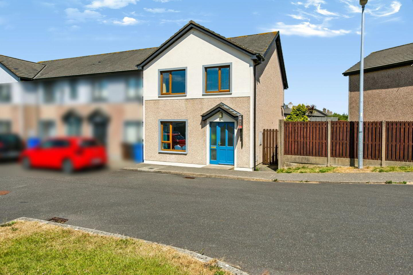4 Meadow Close 2 of 4
