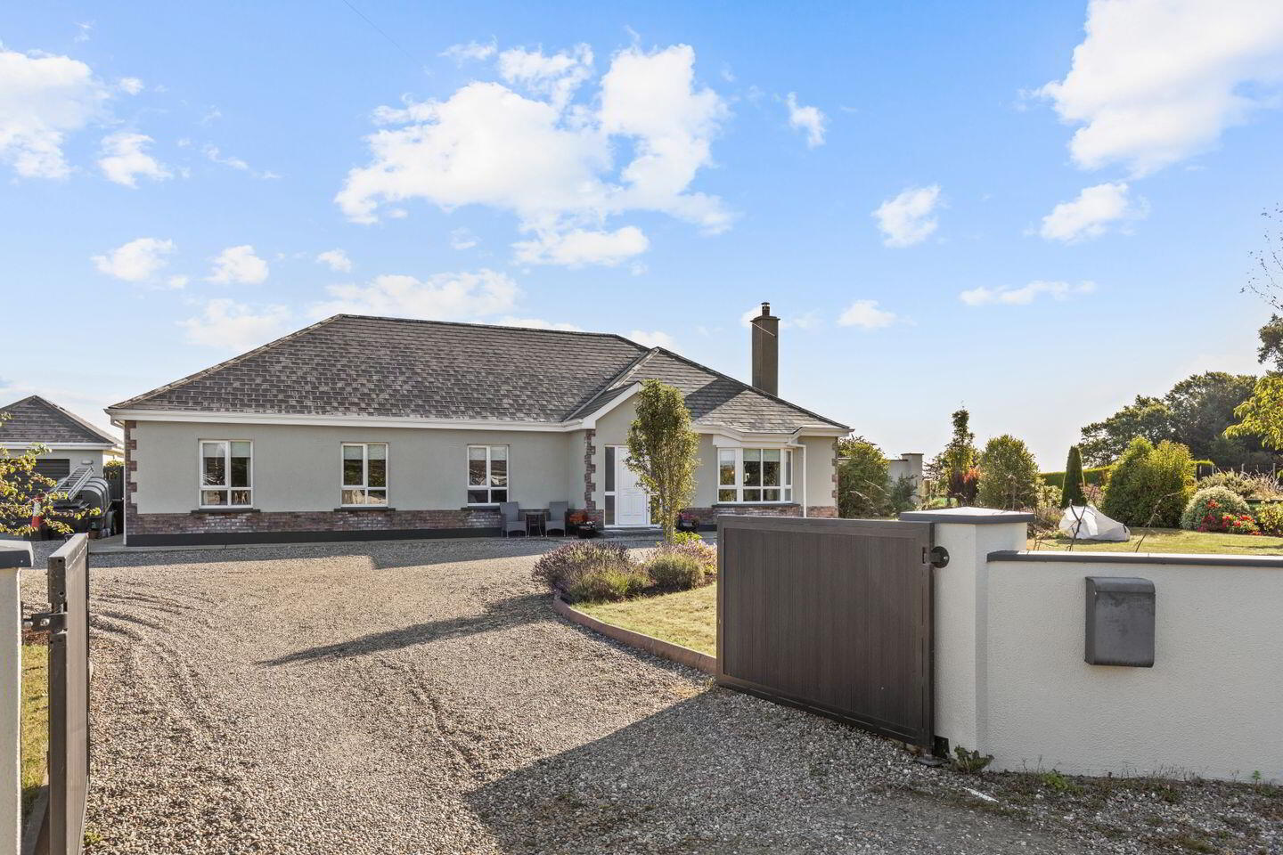 Ballina Upper 1 of 4