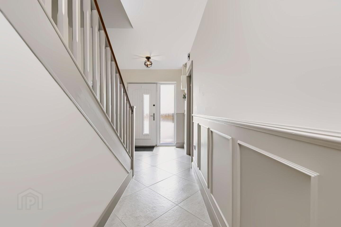 35 Manor View 3 of 3