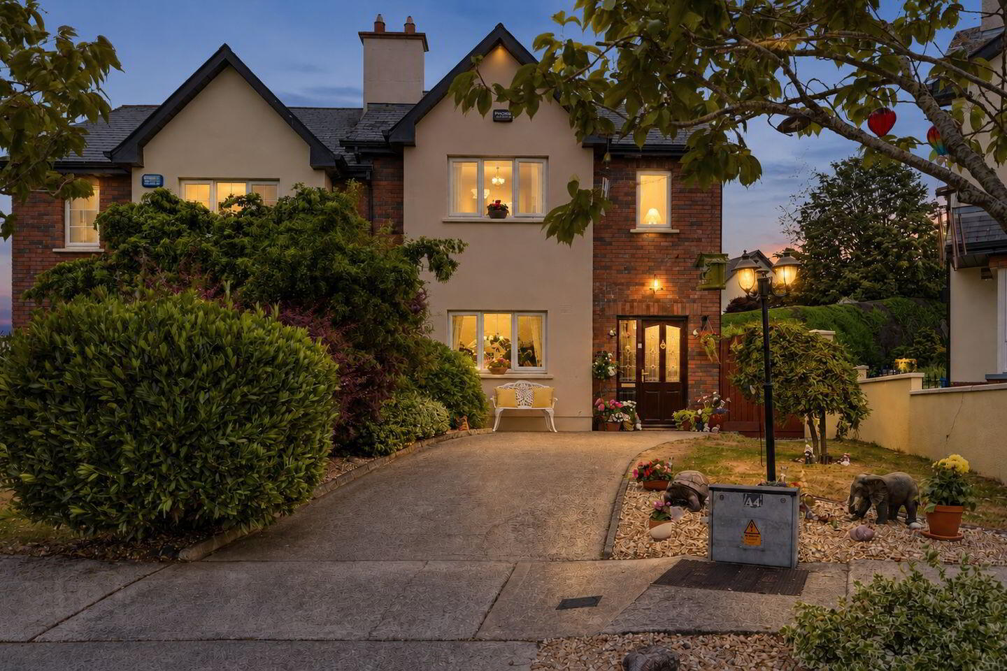 20 Sliabh Amharc 1 of 7