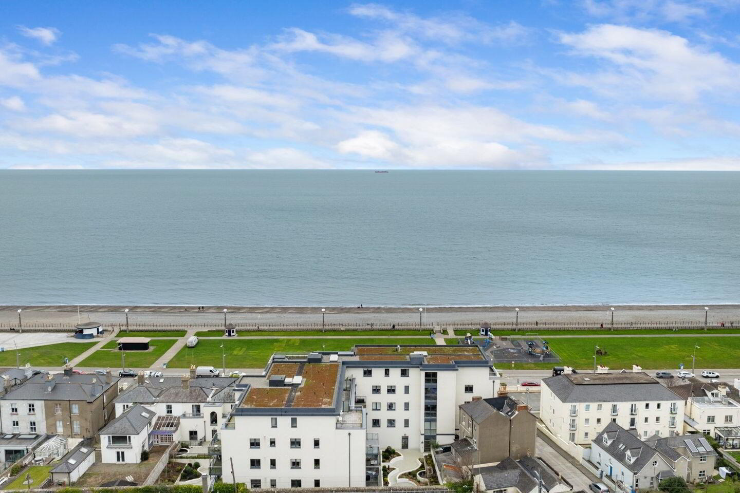 23 Strand View 4 of 4