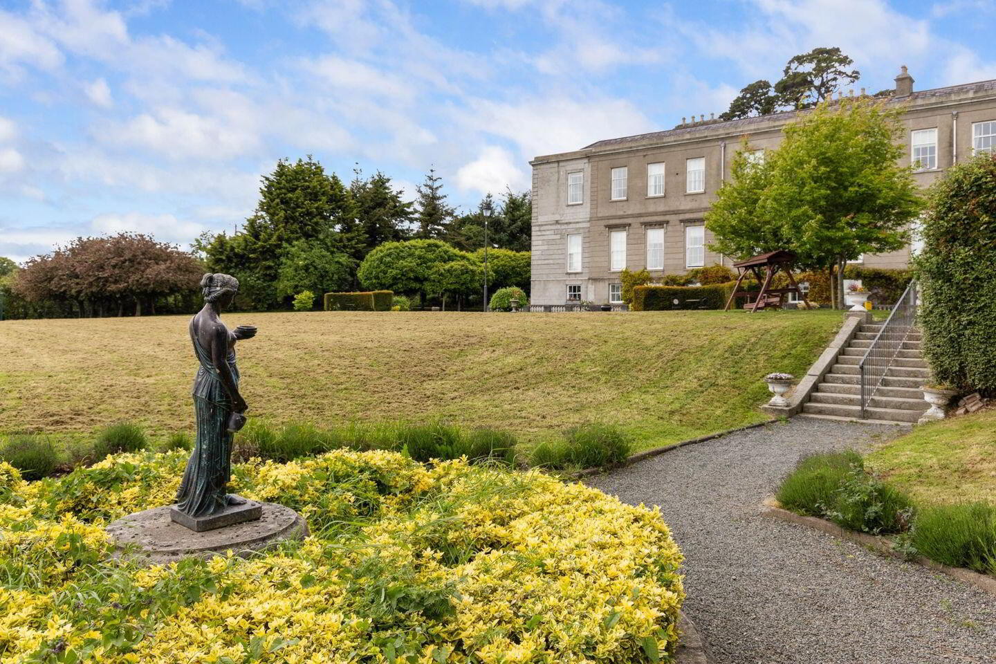 8 Old Connaught House 4 of 4