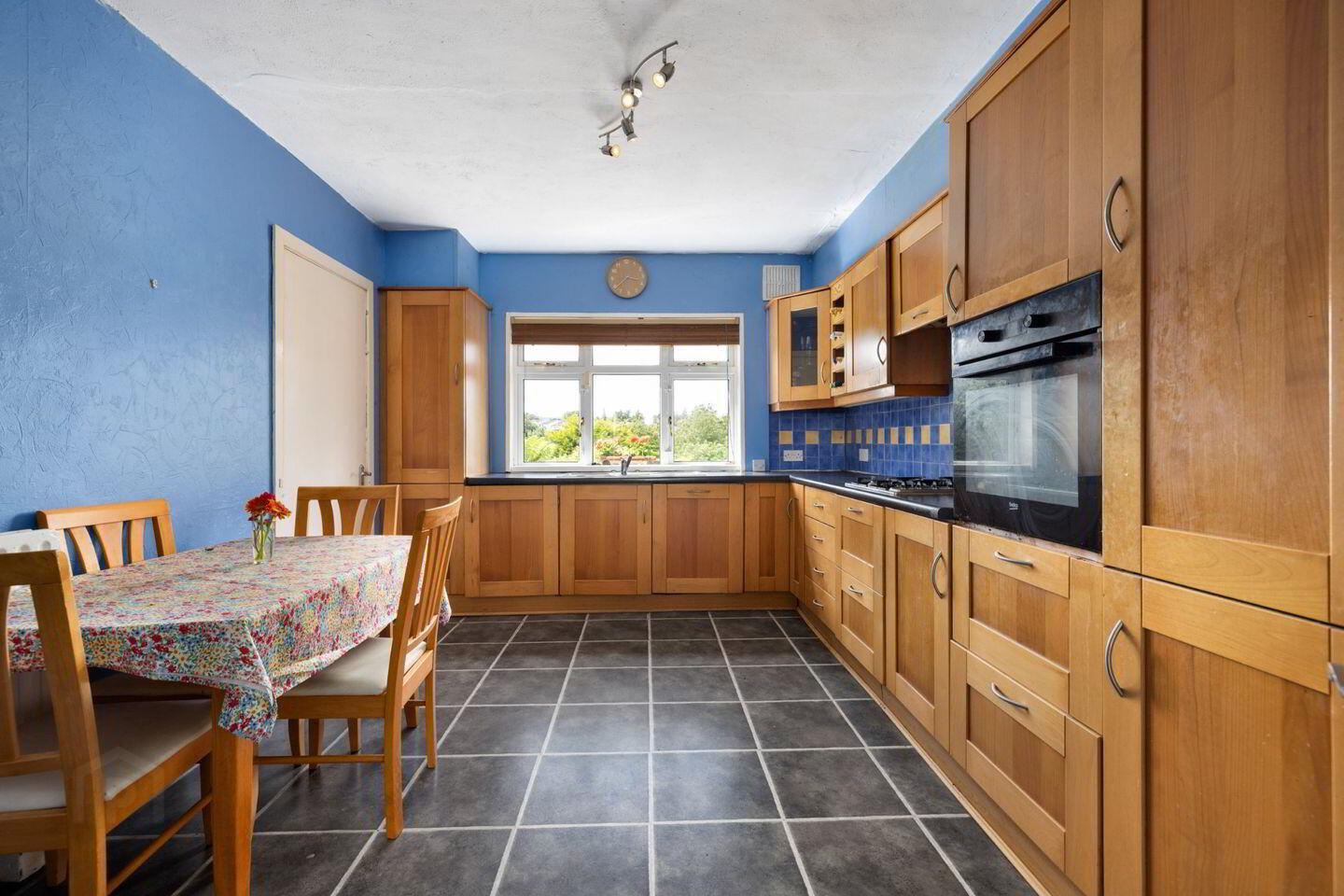 61 Newcourt Road 4 of 5