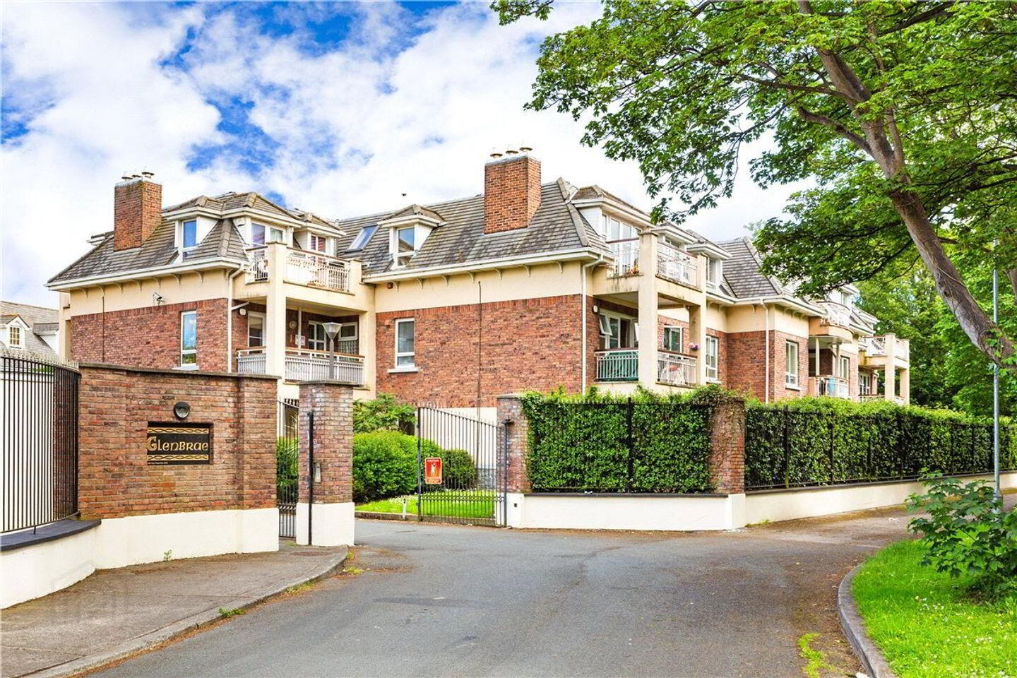 Apartment 7 Glenbrae House Shankill 1 of 4