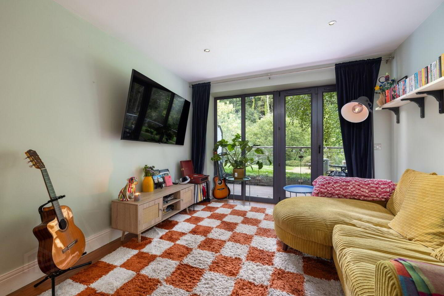 56 Riversdale 2 of 4