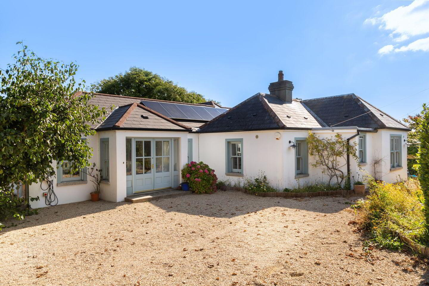 Sallymount Cottage 1 of 5