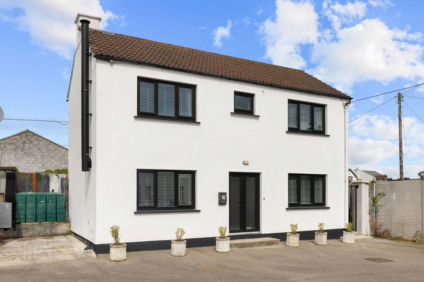 14 Meadows Lane 1 of 5