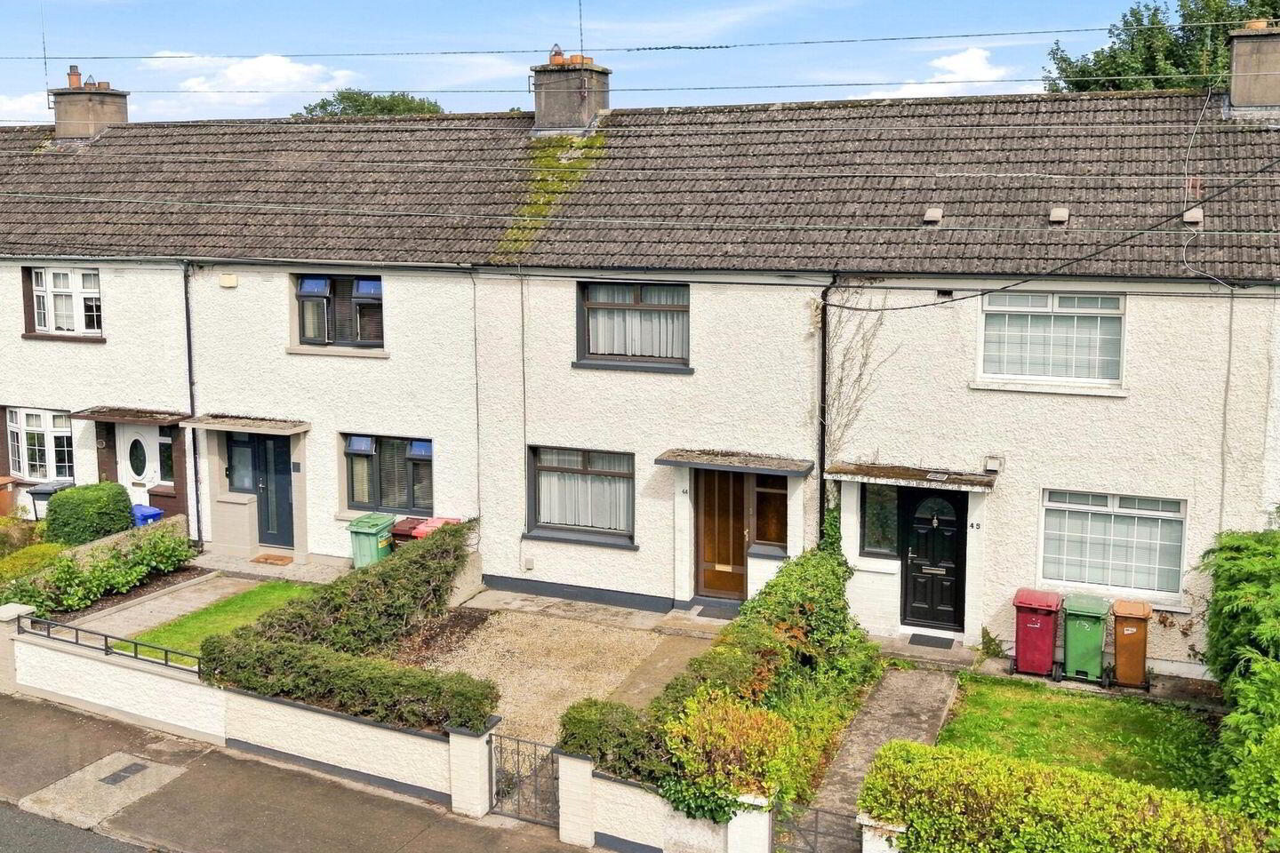44 Heywood Road 1 of 5