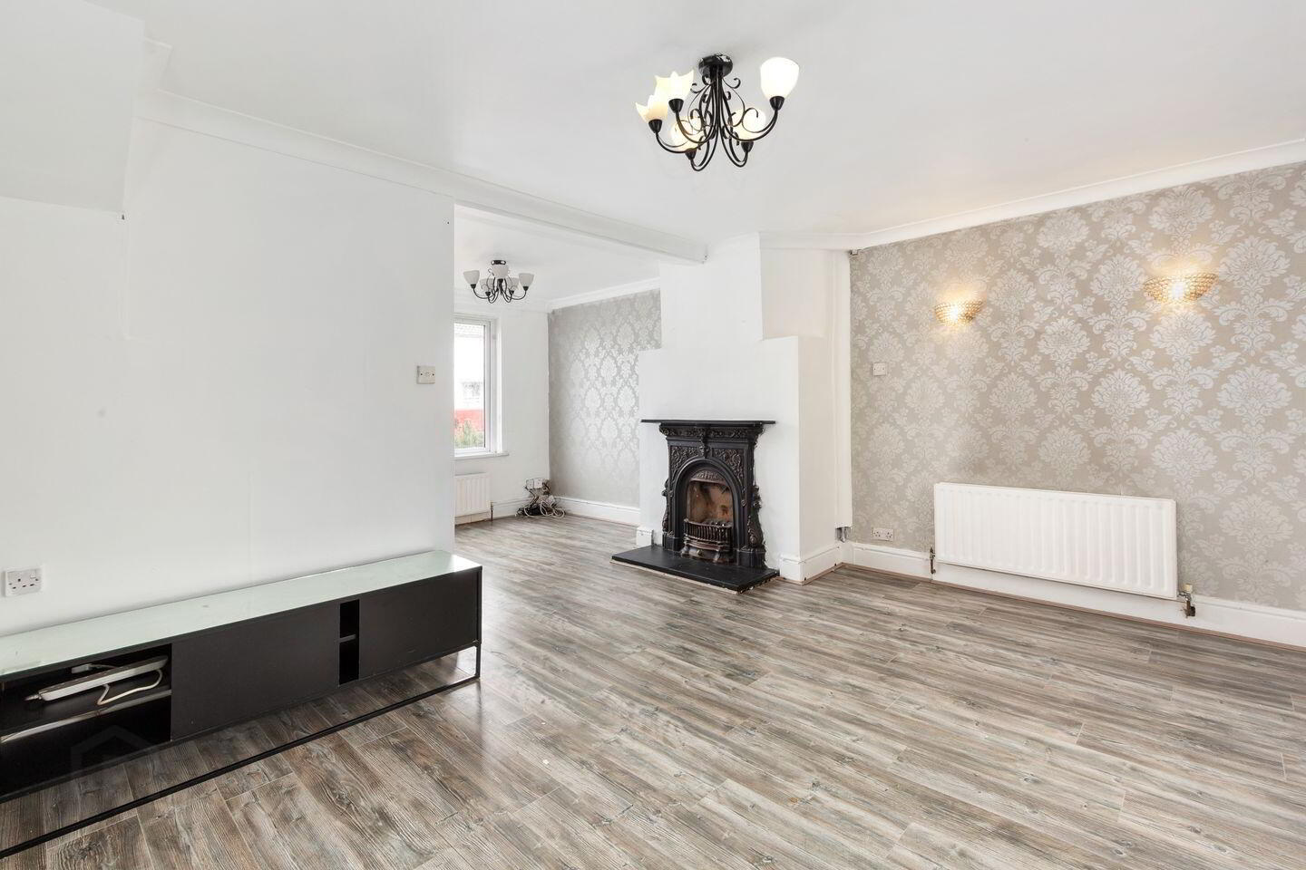 33 Dingle Road 2 of 5