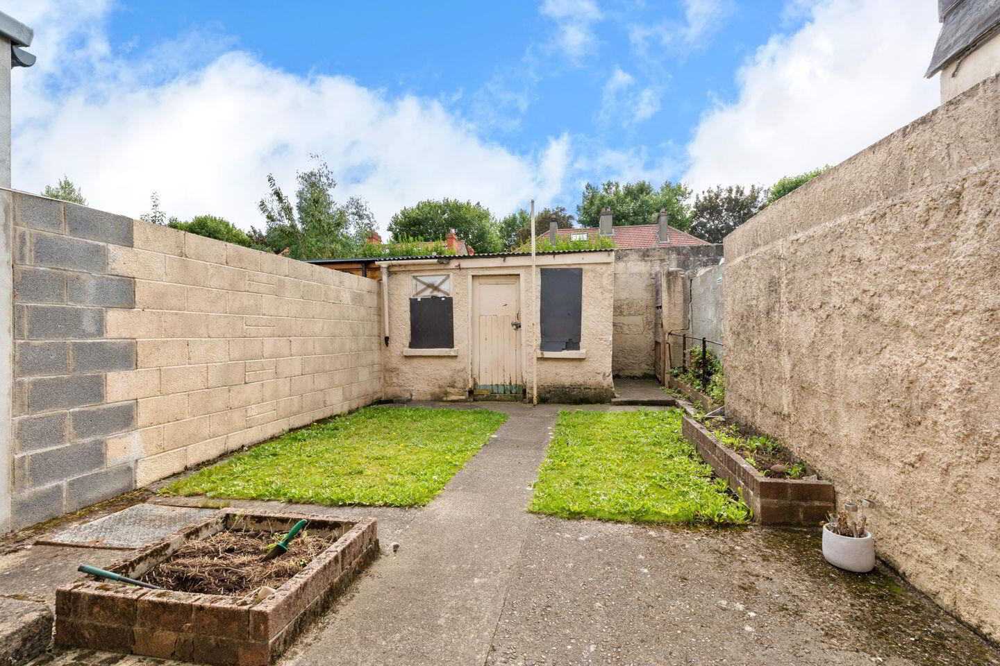 110 Leix Road 2 of 3
