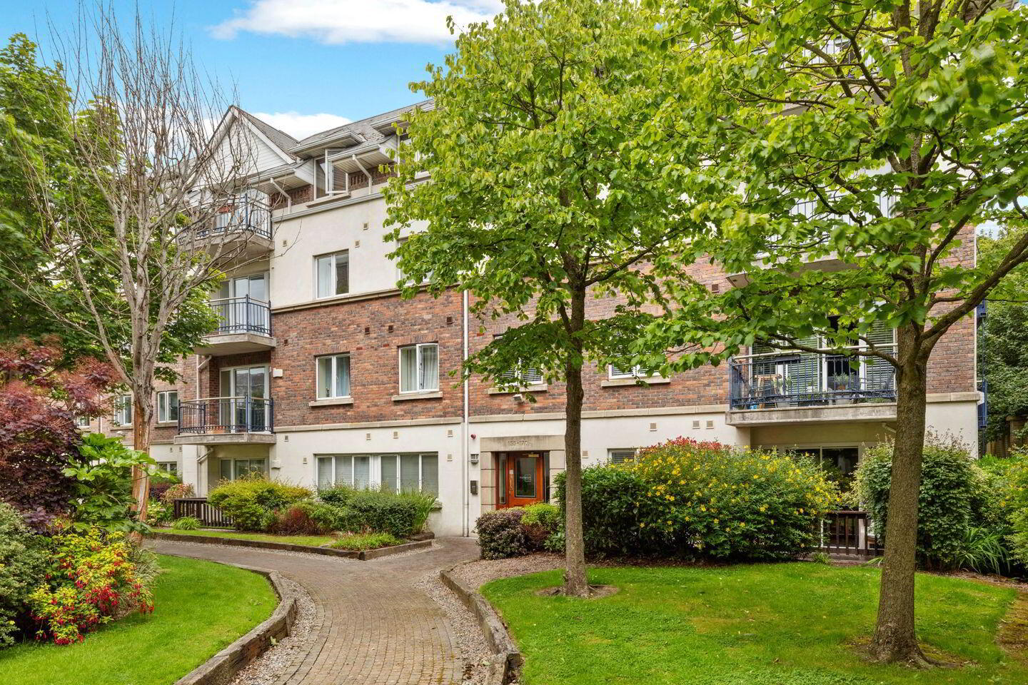 169 Hampton Square 1 of 11