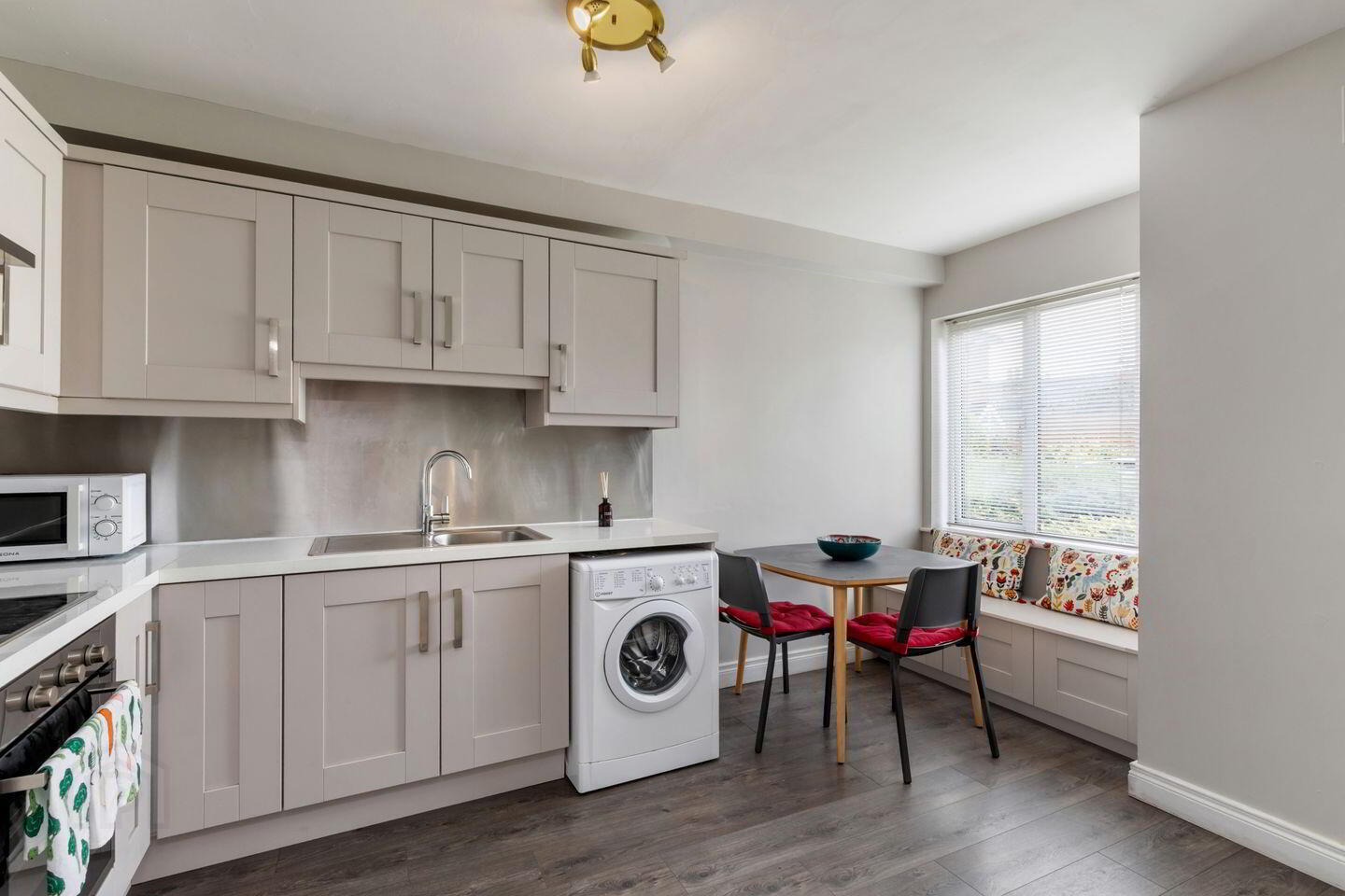 10 Glengarriff Crescent 3 of 6