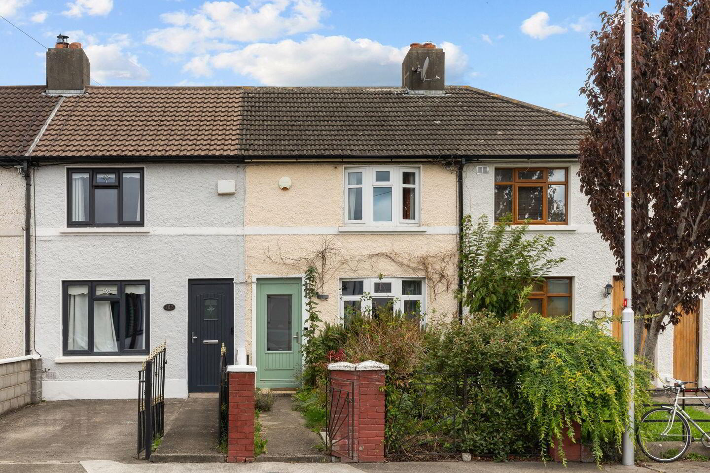 185 St Attracta Road 1 of 5