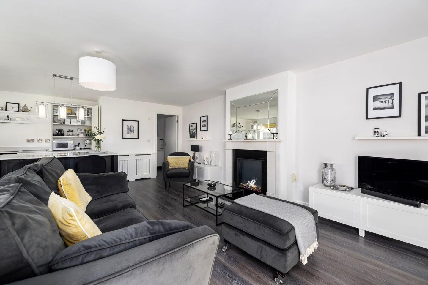 165 Charlesland Court 3 of 5