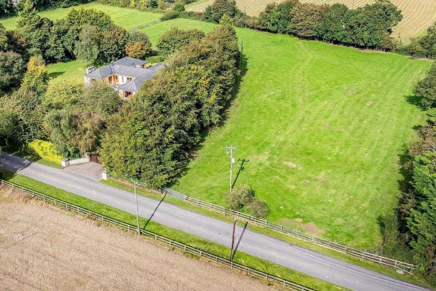 Belgree House, On Approx, 1.67 Hec (4 2 of 6