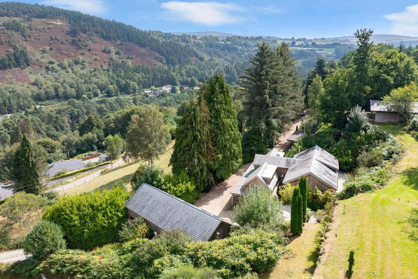 Rowan Lodge 2 of 6