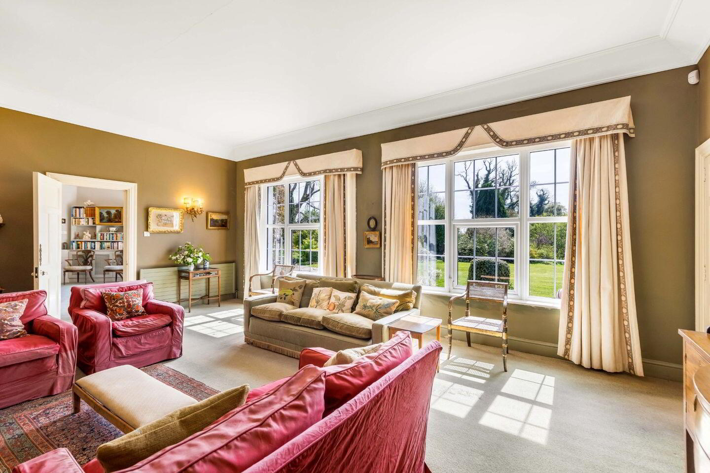 Arlonstown House, On Approx, 3.94 Hec (9 5 of 6