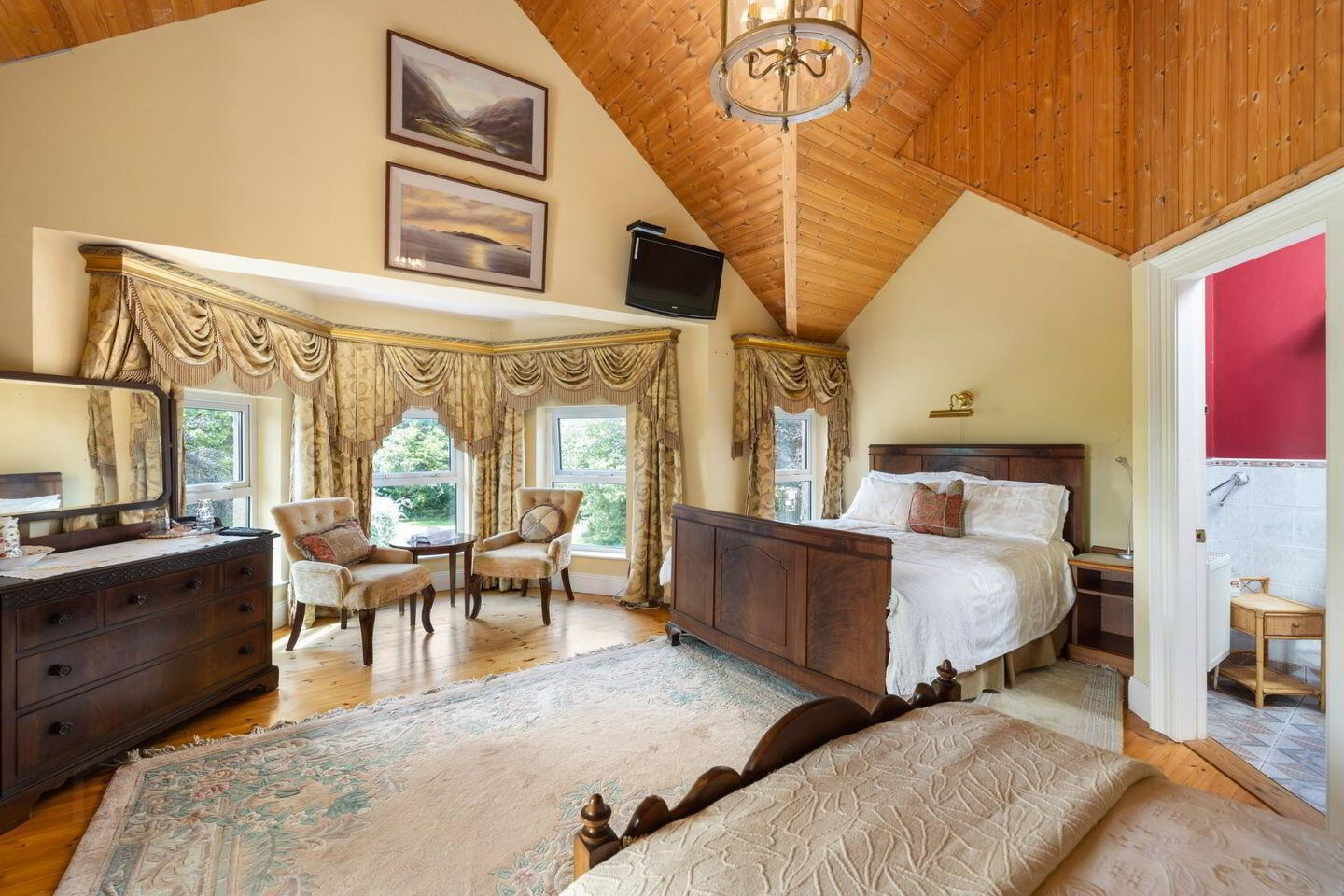 The Castle Country House, Two-Mile Borris 4 of 5