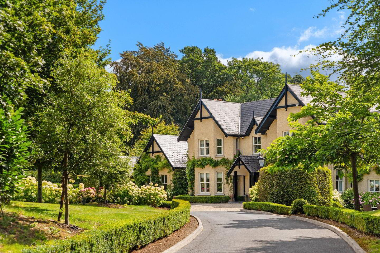Swordlestown Lodge 2 of 5