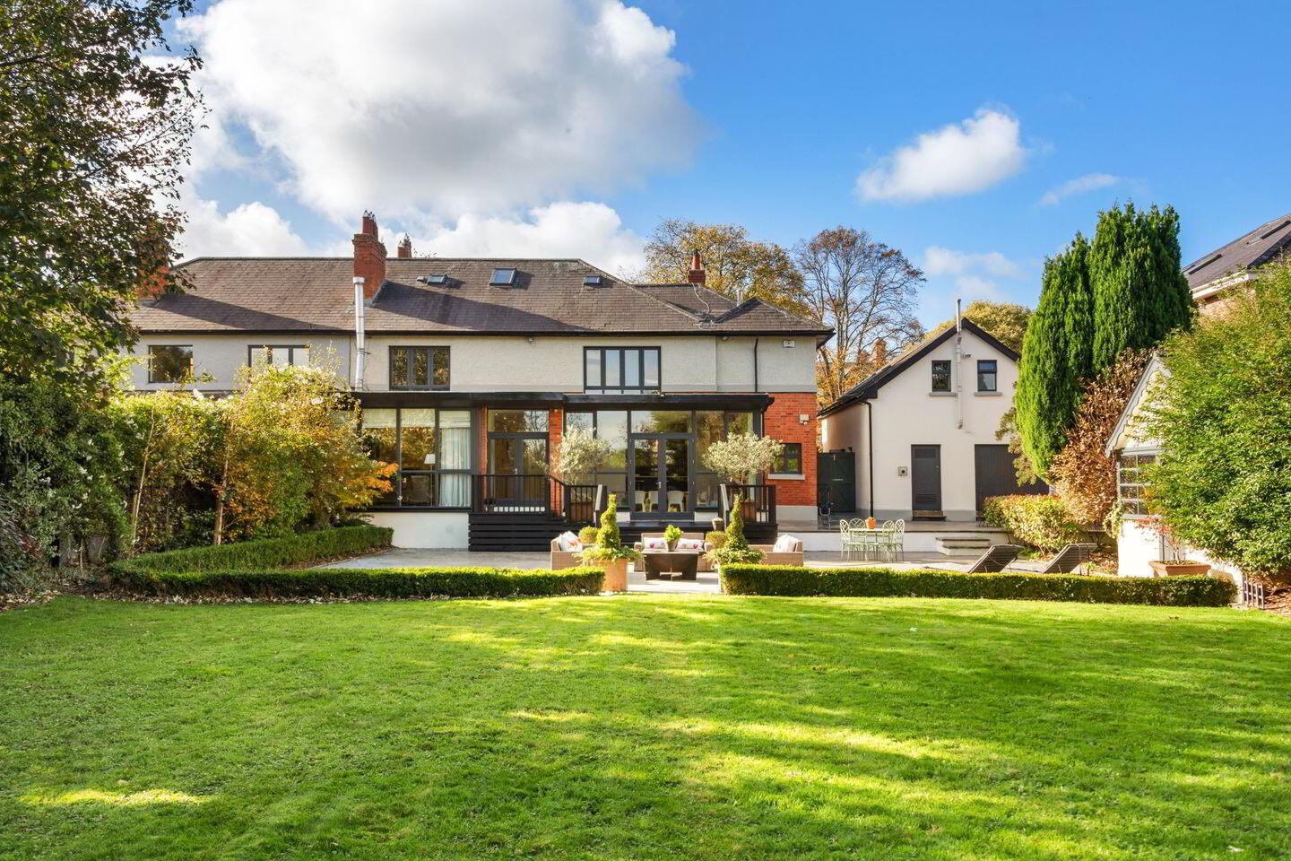 Merrion Lodge, 148 Merrion Road 2 of 5