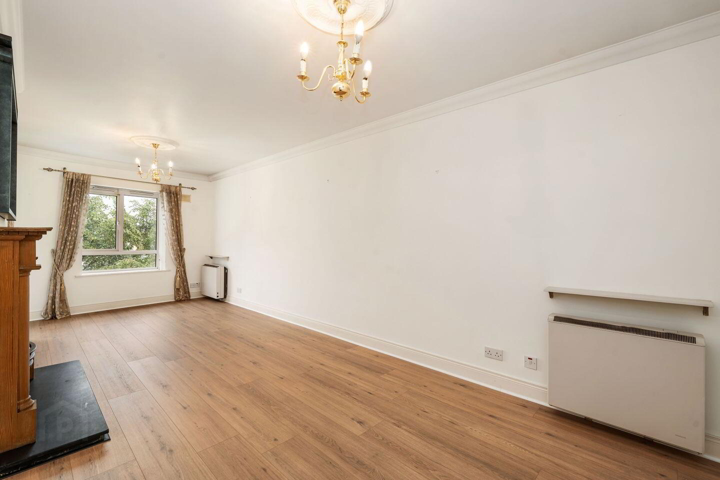 125 Pembroke Square 3 of 5
