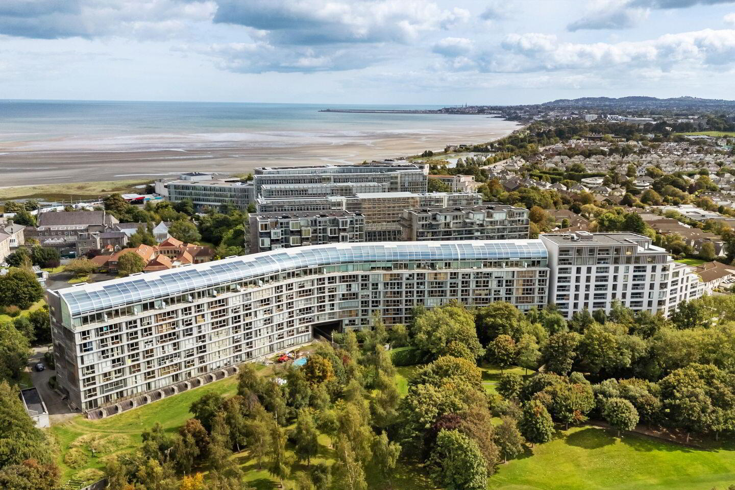 Penthouse, 177 The Links 2 of 5