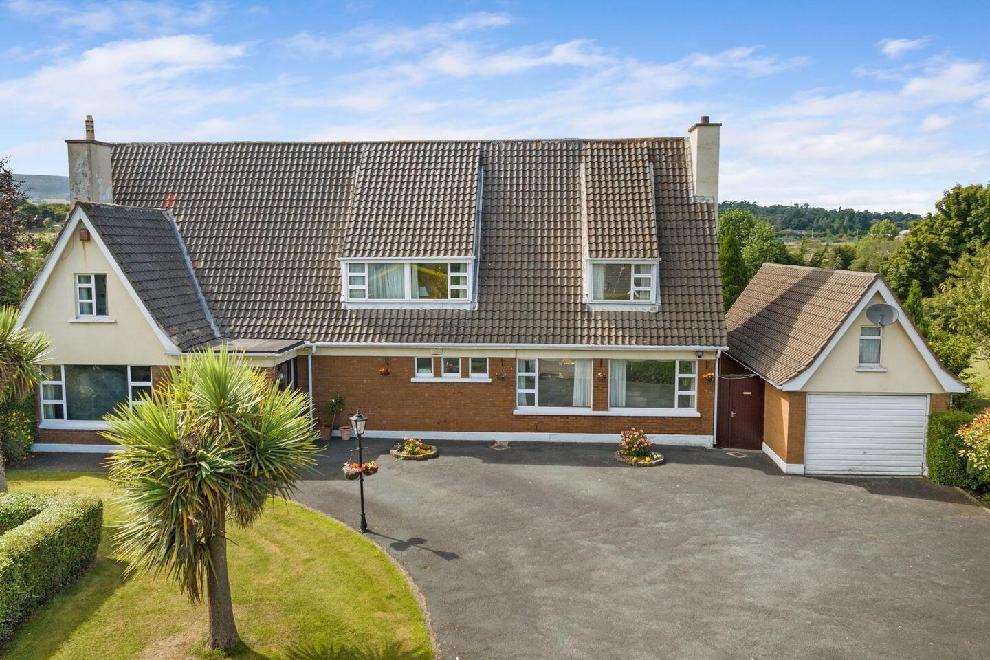 Carrabawn, 4 Sunnyhill Park 1 of 6