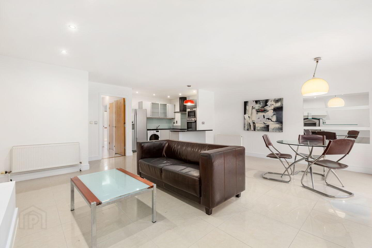 39 Brennanstown Square 3 of 4