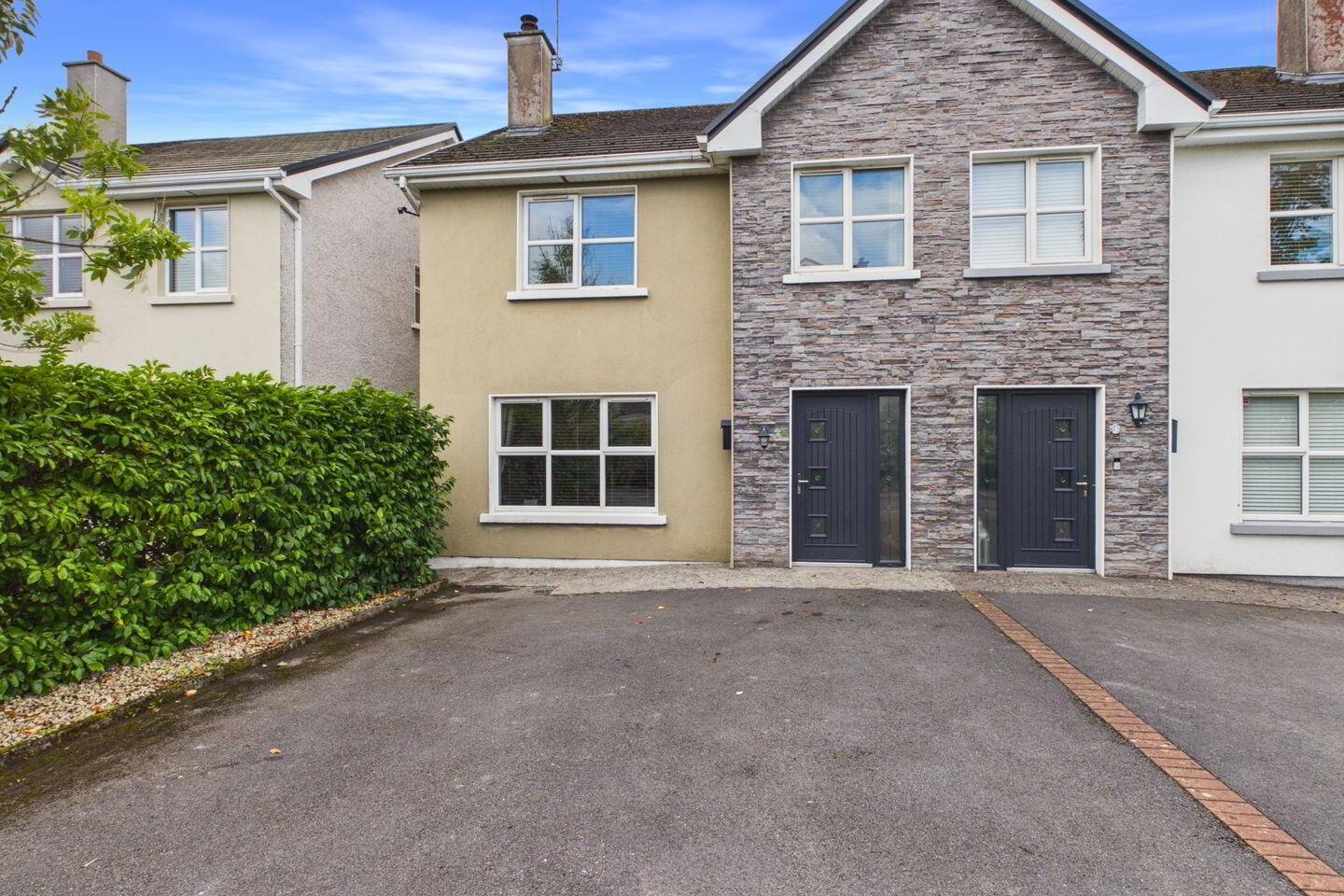 28 Danesfort Court 1 of 7