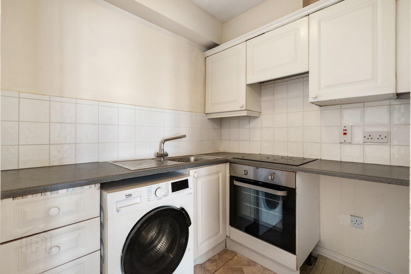 63 Kings Court 4 of 5